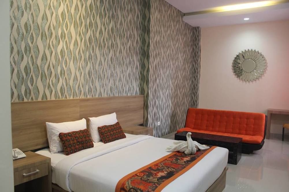 New D'Dhave Hotel 巴东 外观 照片