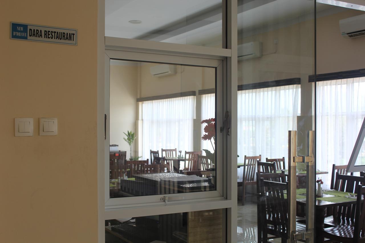 New D'Dhave Hotel 巴东 外观 照片